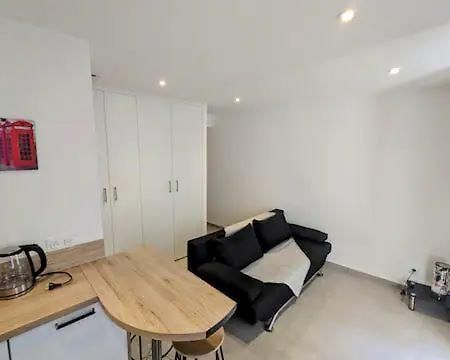 Studio Renove Coeur Pieton โทนง-เลส์-แบงส์ ภายนอก รูปภาพ